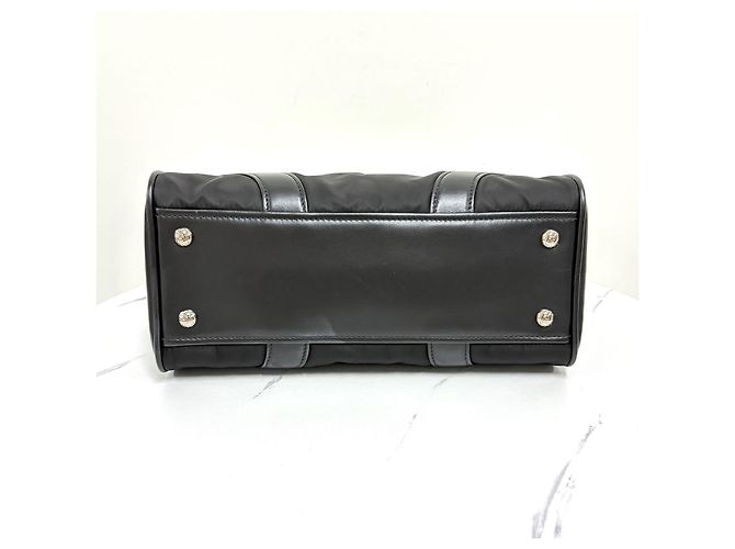 Prada Borsa Tote Bowling in nylon con logo, borsa a tracolla nera - vista 11