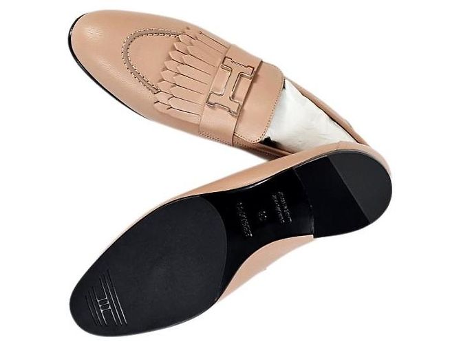 Hermès Mocassini da donna con frange e fibbia in Beige Perlino - vista 12