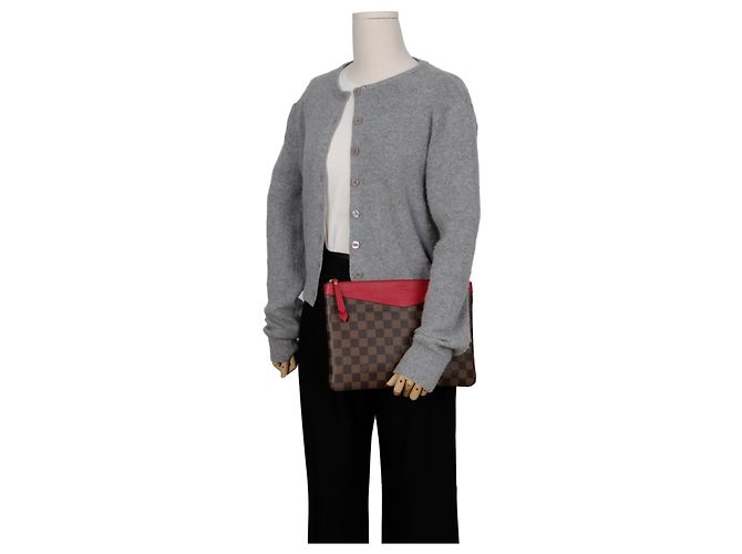 Louis Vuitton Astuccio Daily Monogram Canvas Rose Powder - vista 11
