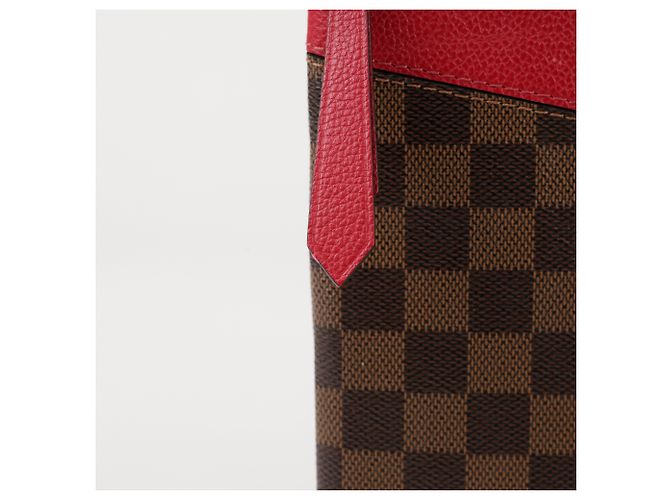 Louis Vuitton Astuccio Daily Monogram Canvas Rose Powder - vista 3