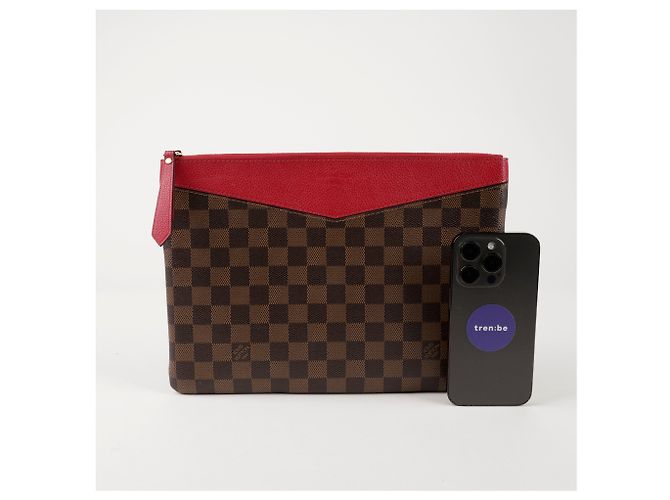 Louis Vuitton Astuccio Daily Monogram Canvas Rose Powder - vista 9