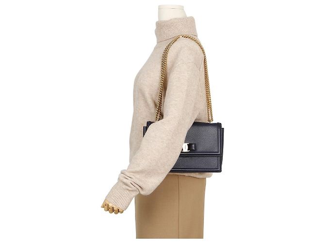 Salvatore Ferragamo Borsa a tracolla con catena Medium - vista 11