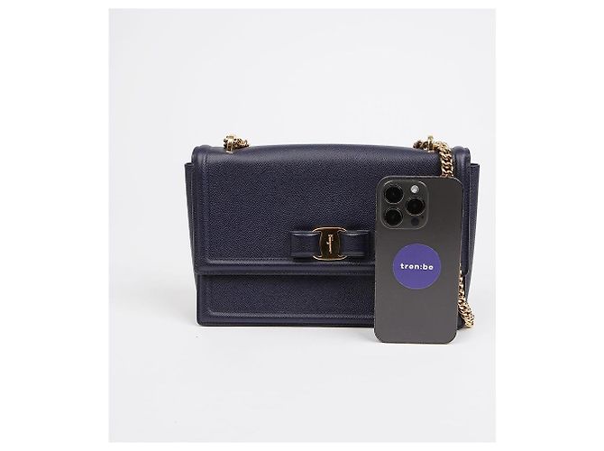 Salvatore Ferragamo Borsa a tracolla con catena Medium - vista 8