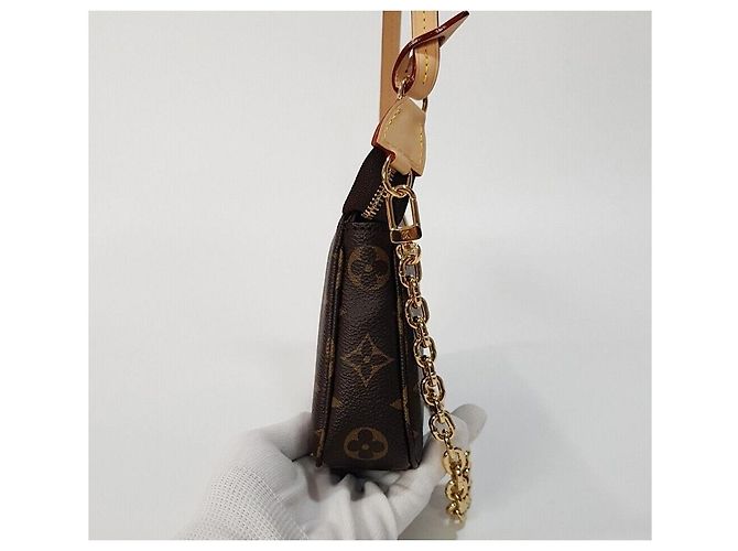 Louis Vuitton Monogram Pochette Accessoires - vista 3