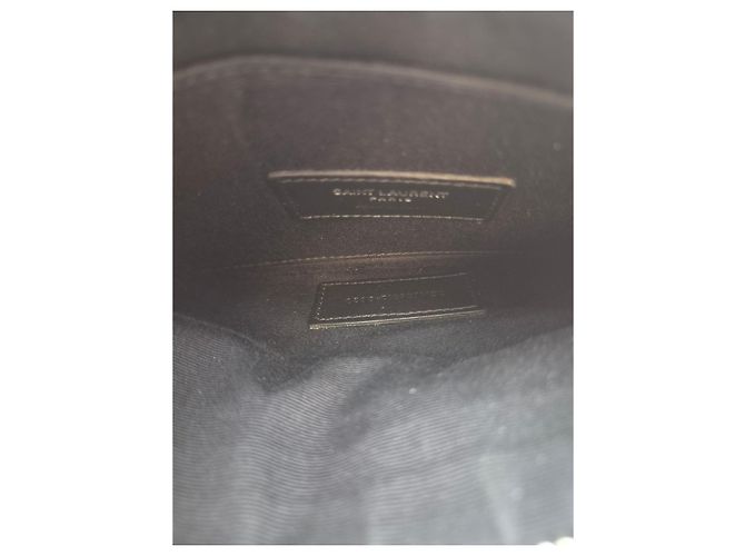 Autre Marque Monogram Bill Pouch Mini Clutch - vista 15