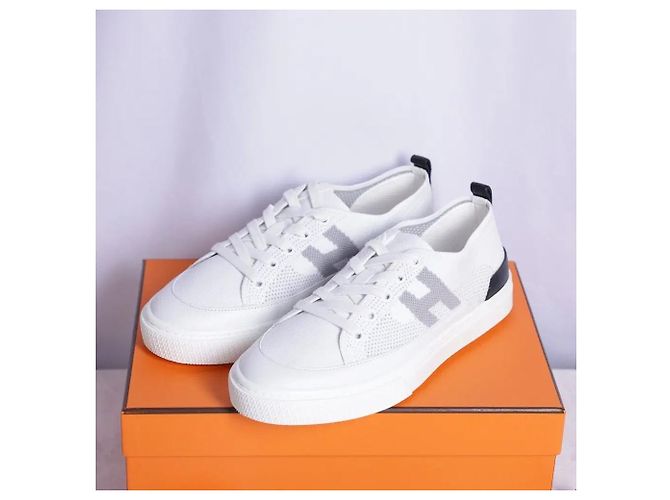 Hermès Sneakers Deep Knit White/Black - vista 2