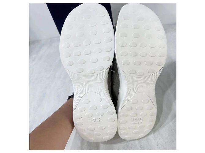 Dior Baskets Runner en daim gris - vue 3
