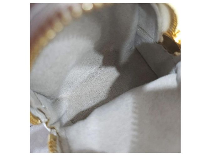 Louis Vuitton Bracciale con charm Monogram by the Pool - vista 9