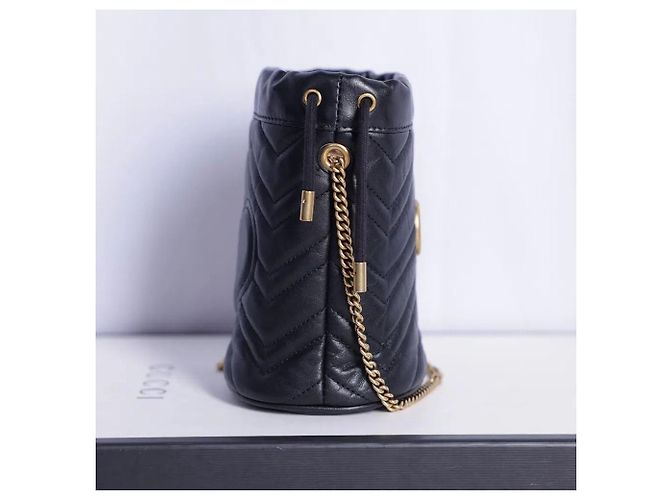 Gucci Mini Borsa a Secchiello GG Marmont Matelassé Black (Marmont Mini) - vista 6