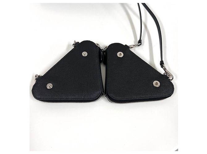 Prada Mini borsa a tracolla con catena Triangle in Saffiano Nero - vista 10