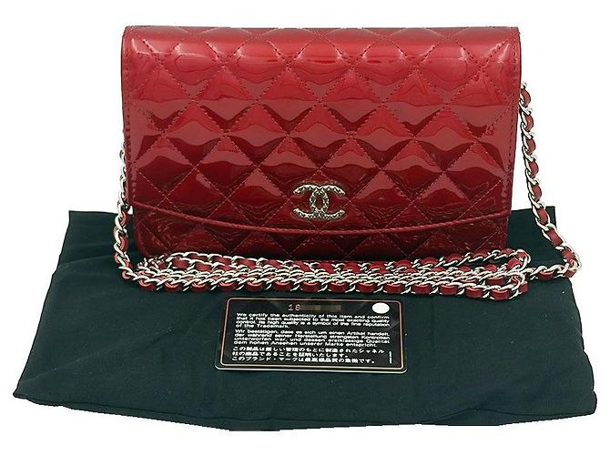 Chanel Borsa a tracolla WOC Wallet on Chain in vernice rossa - vista 3
