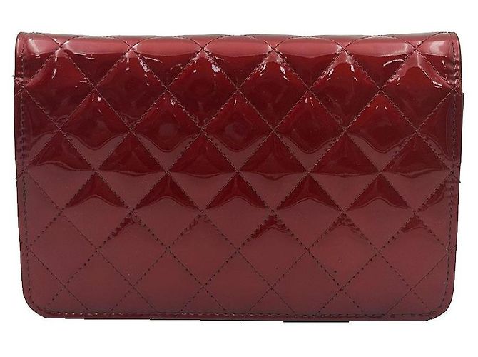 Chanel Borsa a tracolla WOC Wallet on Chain in vernice rossa - vista 5