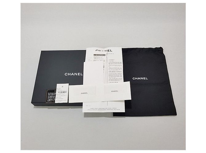 Chanel Boy Clutch Caviar New Medium Black Silver - vista 10