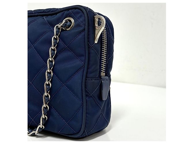 Prada Borsa a tracolla trapuntata in nylon con logo triangolare Navy - vista 7