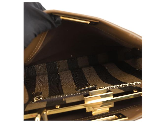 Fendi Borsa a Tracolla Tote Peekaboo Medium Marrone - vista 13