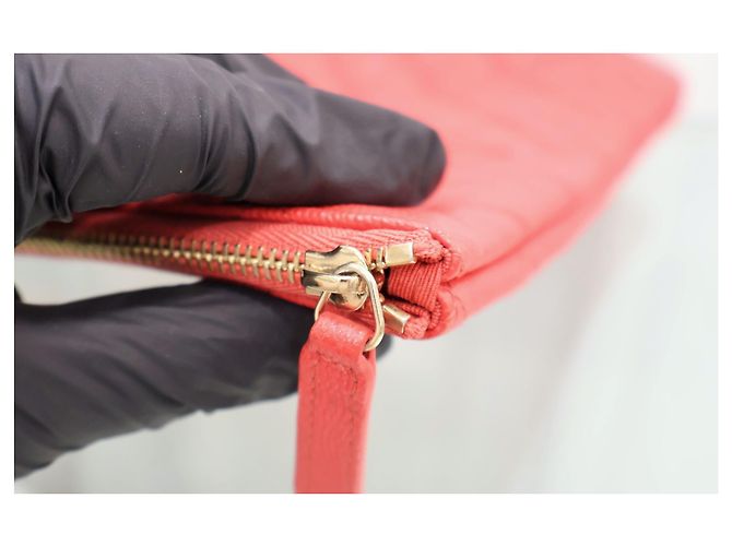 Chanel Clutch Pouch Large Classica in Caviar con Logo CC - vista 10