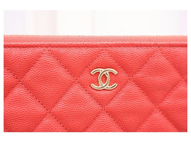 Chanel Clutch Pouch Large Classica in Caviar con Logo CC - vista 11