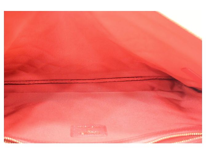 Chanel Clutch Pouch Large Classica in Caviar con Logo CC - vista 12