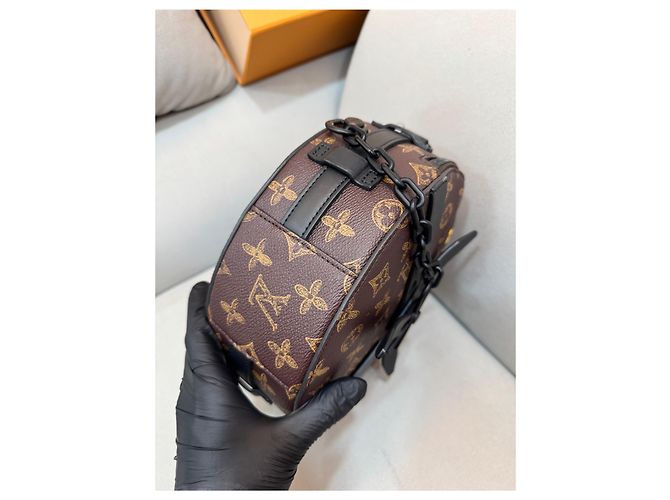 Louis Vuitton Borsa a tracolla Wheel Box Monogram - vista 3