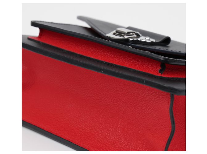 Louis Vuitton Borsa Neo Monceau in pelle Epi Noir - vista 13
