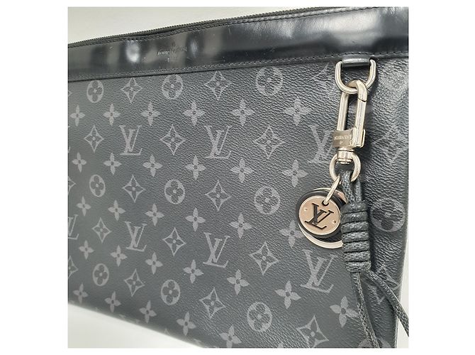Louis Vuitton Pochette Apollo Monogram Eclipse - vista 3