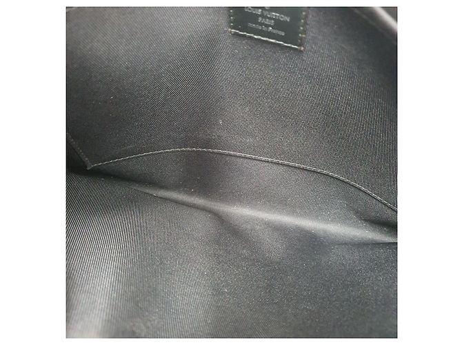 Louis Vuitton Pochette Apollo Monogram Eclipse - vista 5