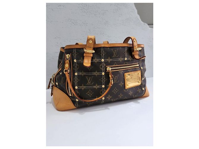 Louis Vuitton Borsa Boston Monogram Reverting Stud - vista 4