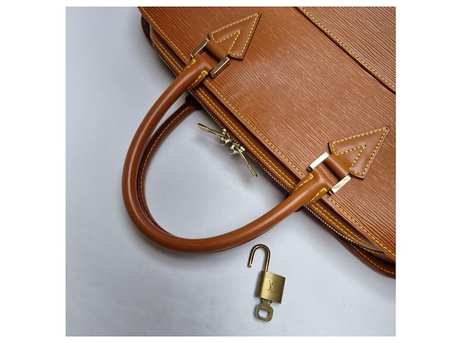 Louis Vuitton Mallette Sorin Camel Unisexe Sac à documents - vue 10
