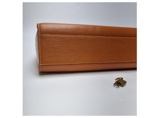 Louis Vuitton Mallette Sorin Camel Unisexe Sac à documents - vue 14