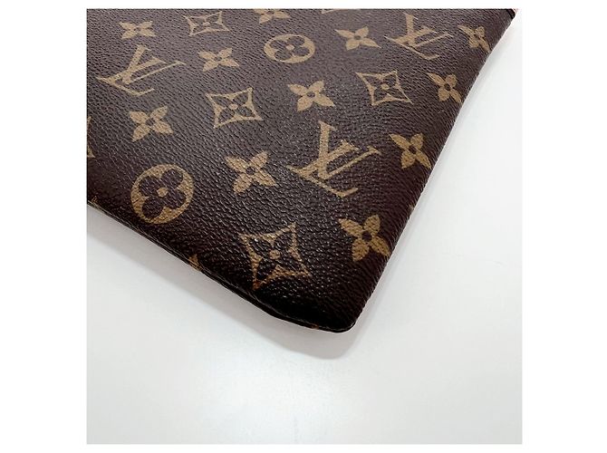 Louis Vuitton Clutch Daily Monogram - vista 8