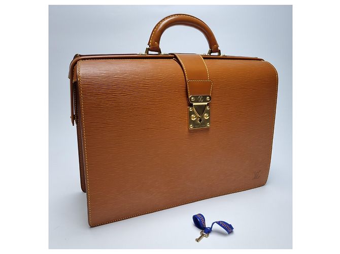 Louis Vuitton Pfermore Doctor Bag Document Holder Camel (Premium, Unisex Briefcase) - vista 5