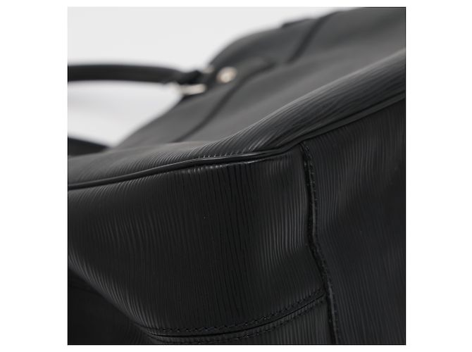 Louis Vuitton Borsa Tote Passy in pelle Epi Nero - vista 22