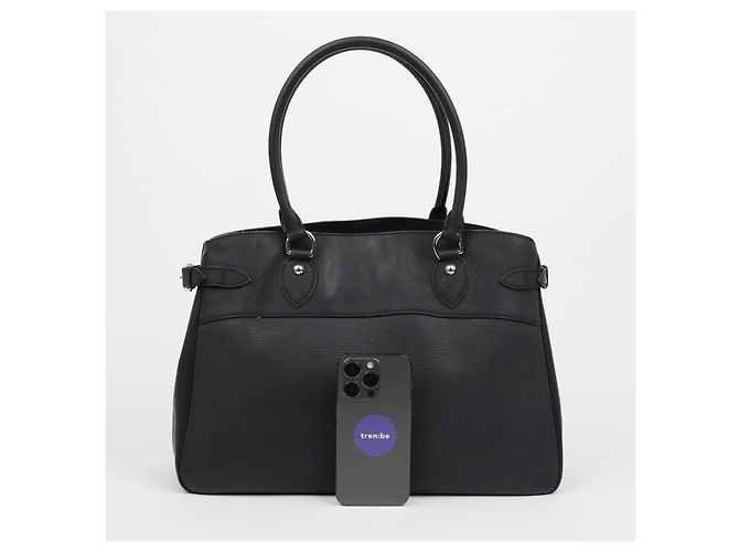 Louis Vuitton Borsa Tote Passy in pelle Epi Nero - vista 26