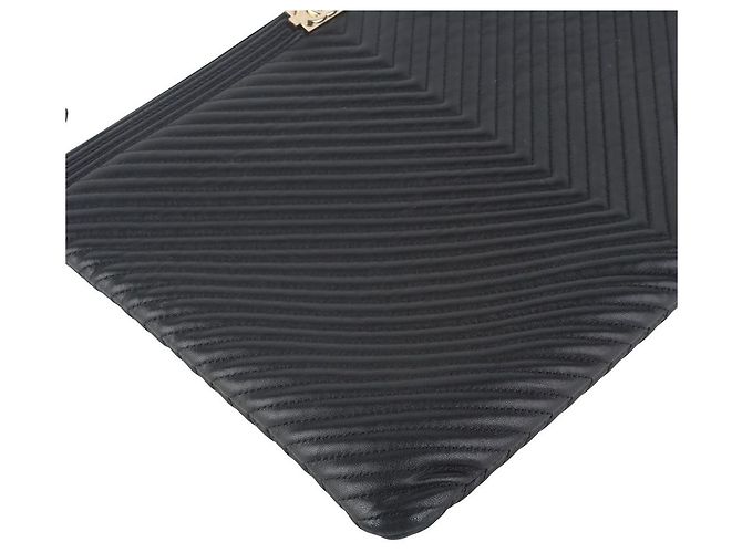 Chanel Clutch Chevron Gold Boy Large - vista 5