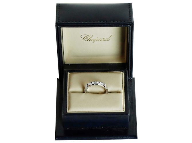 Chopard Ice Cube Ring aus Weißgold und Diamanten - Ansicht 6