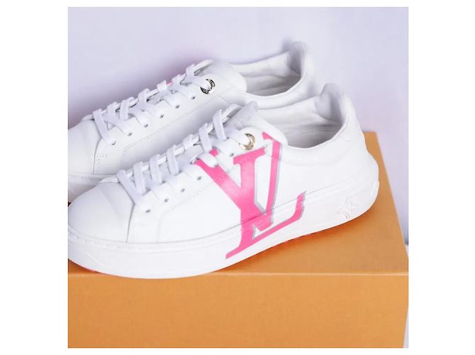 Louis Vuitton Sneakers Initial Timeout Pink - vista 3