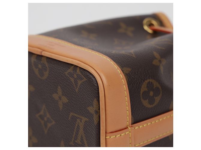 Louis Vuitton Borsa secchiello Nano Noe Monogram Canvas - vista 11
