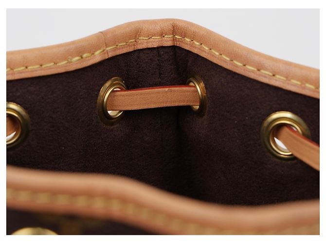 Louis Vuitton Borsa secchiello Nano Noe Monogram Canvas - vista 21