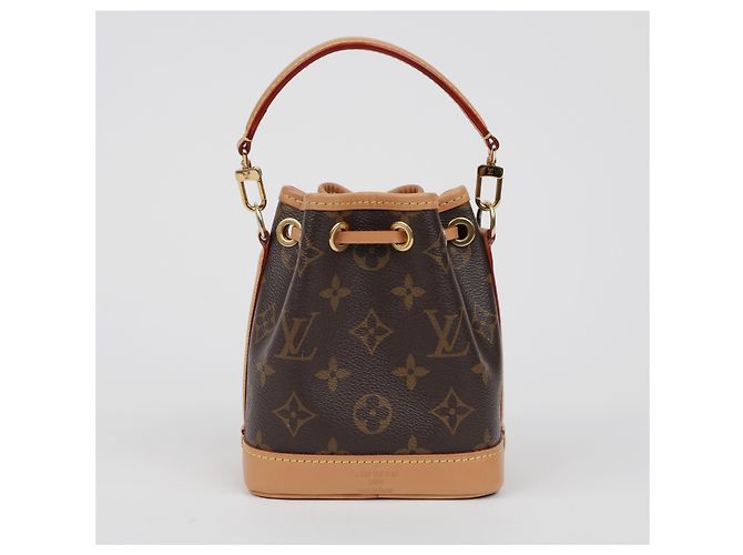 Louis Vuitton Borsa secchiello Nano Noe Monogram Canvas - vista 4