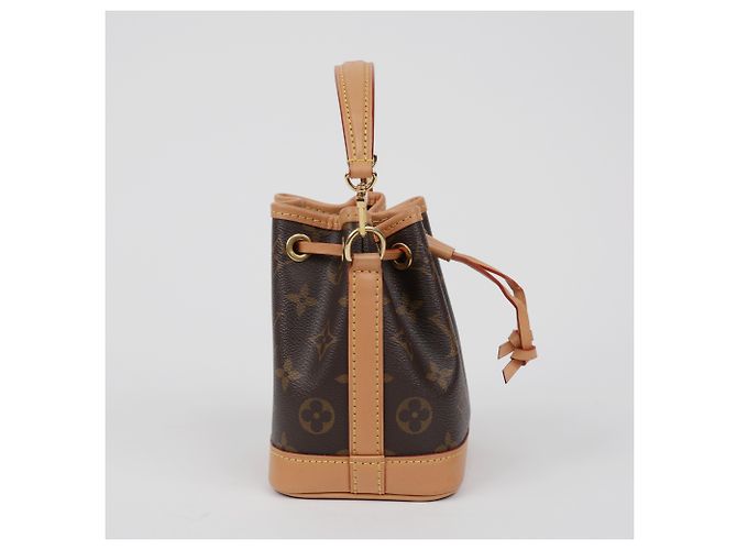 Louis Vuitton Borsa secchiello Nano Noe Monogram Canvas - vista 6