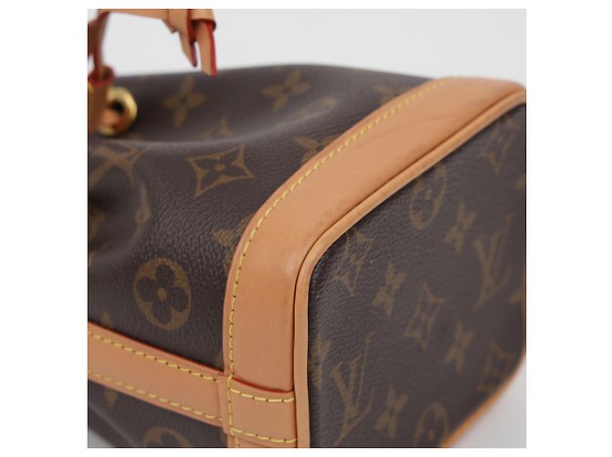Louis Vuitton Borsa secchiello Nano Noe Monogram Canvas - vista 8