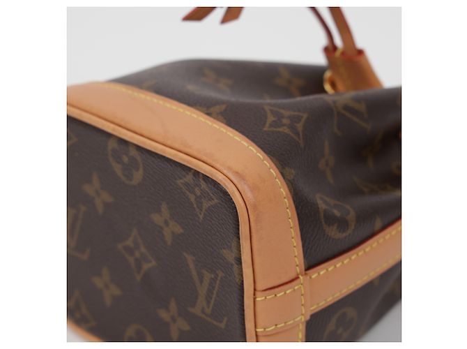 Louis Vuitton Borsa secchiello Nano Noe Monogram Canvas - vista 9