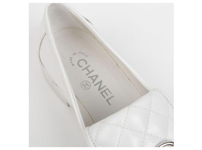 Chanel Mocassino Turnlock White - vista 10