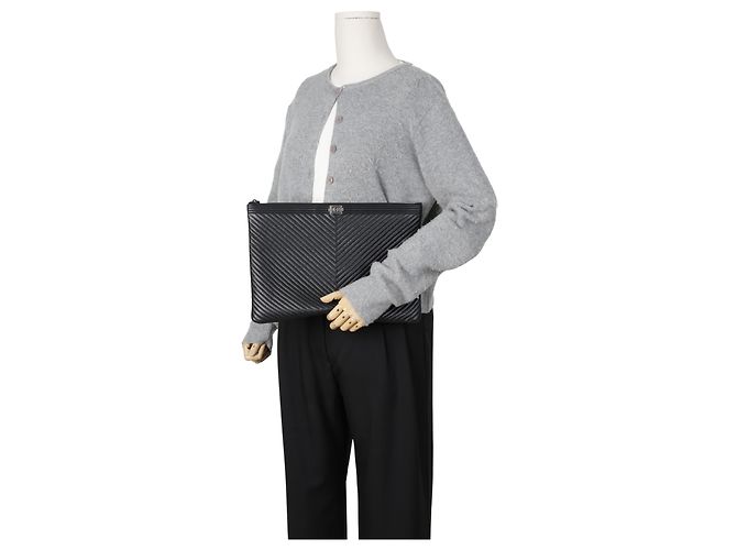 Chanel Clutch Grande Chevron - vista 14