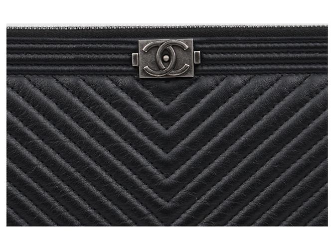 Chanel Clutch Grande Chevron - vista 3