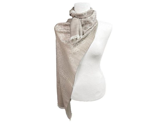 Gucci Sciarpa in lana e seta beige bicolore - vista 18