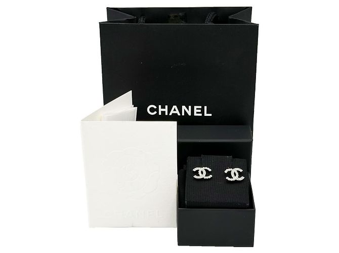 Chanel Orecchini in perle e cristalli con logo CC - vista 3
