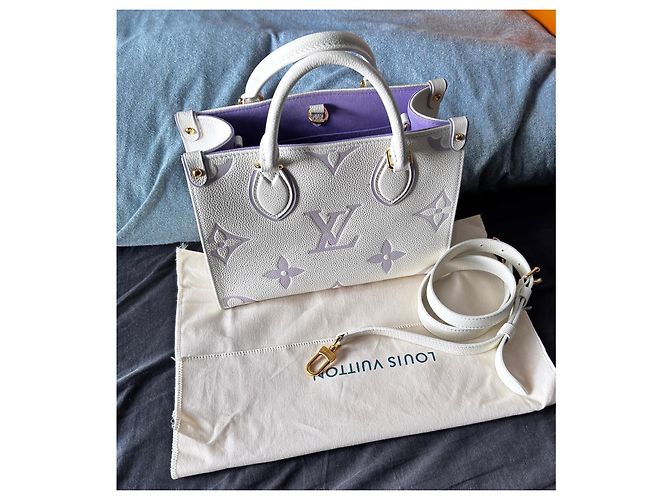 Louis Vuitton Sac Plat XS Monogram Empreinte Leather Handbag White - vista 7