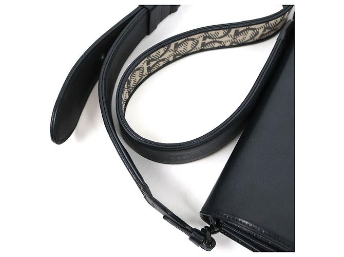 Salvatore Ferragamo Borsa a tracolla con patta Gancini nera - vista 6