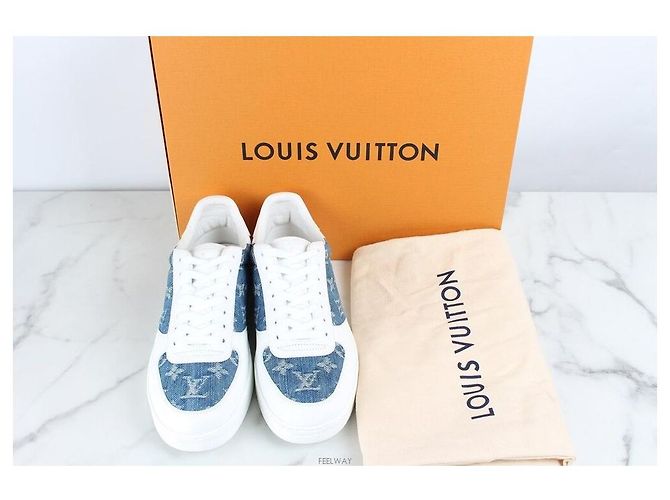 Louis Vuitton Sneakers Rivoli in denim monogram - vista 2